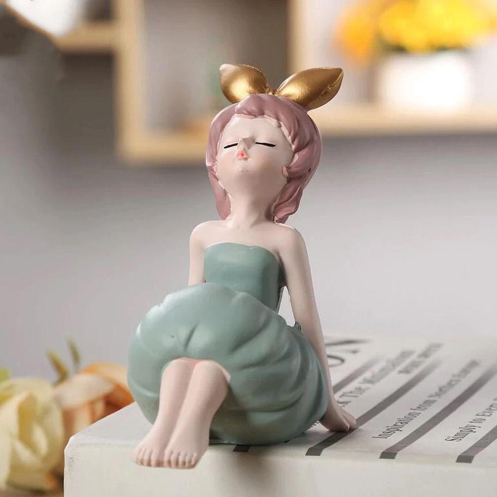 Resin Little Girl Statue Cute Miniatures Figurine Micro Landscape People Sculpture Gift