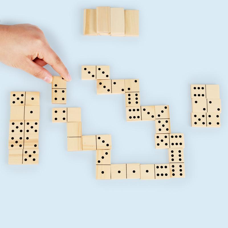 Деревянный набор для игры в домино и шахматы - высококачественные игрушки для настольных игр, оснащенные прочными коробками для хранения, очень подходящие для семейных игровых вечеров
