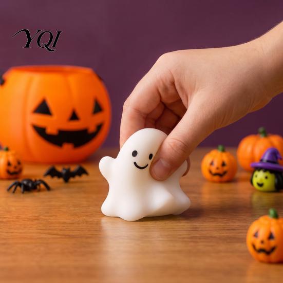 Sensory Squeeze Toys 30Pcs Halloween Mochi with Pumpkin Bucket for Kids, Trick or Treat Bag Fillers, Classroom Activity Prizes Soft Pinch Ghosts Bats