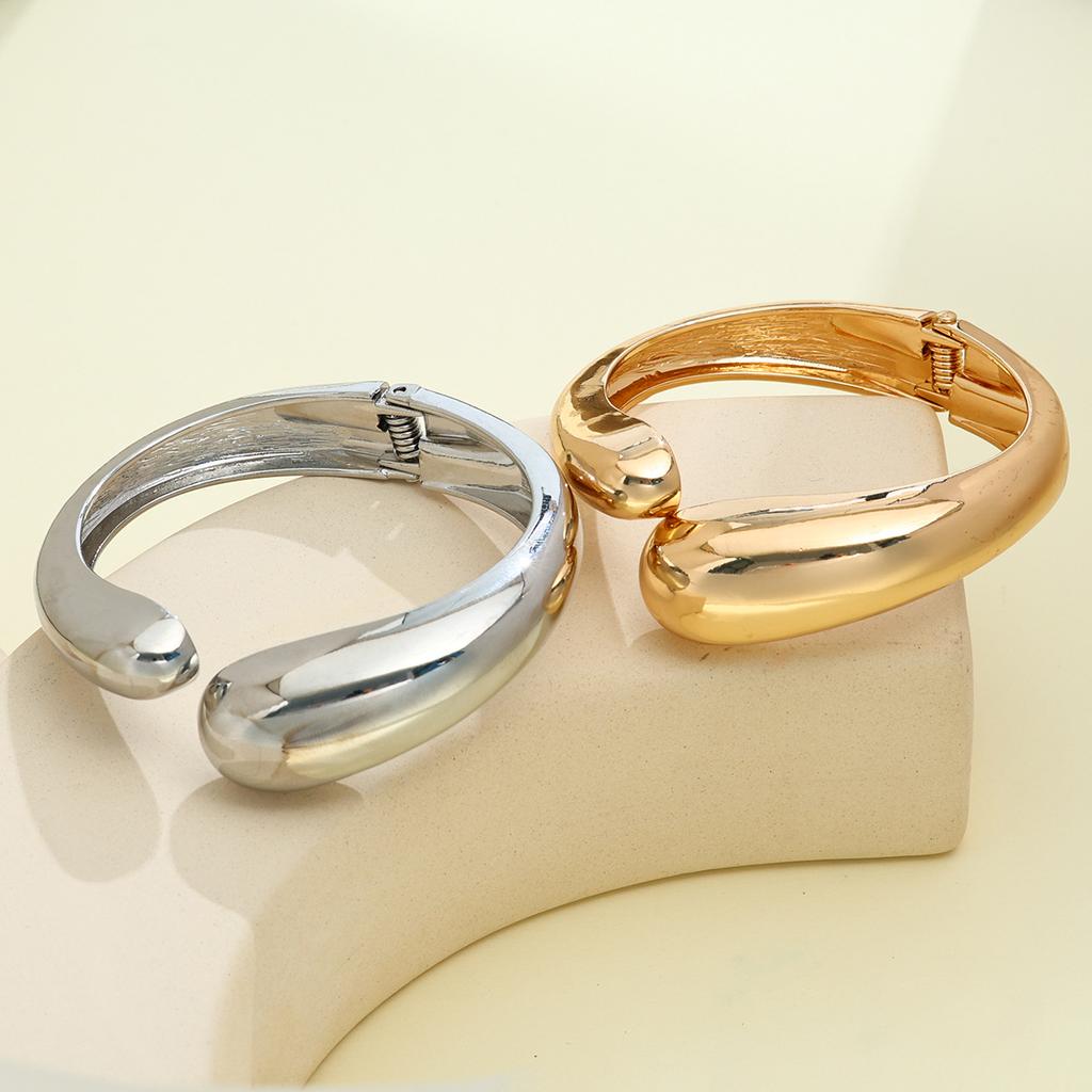 Irregular design sense exaggerated bracelet smooth metal water drop bracelet bracelet jewelry