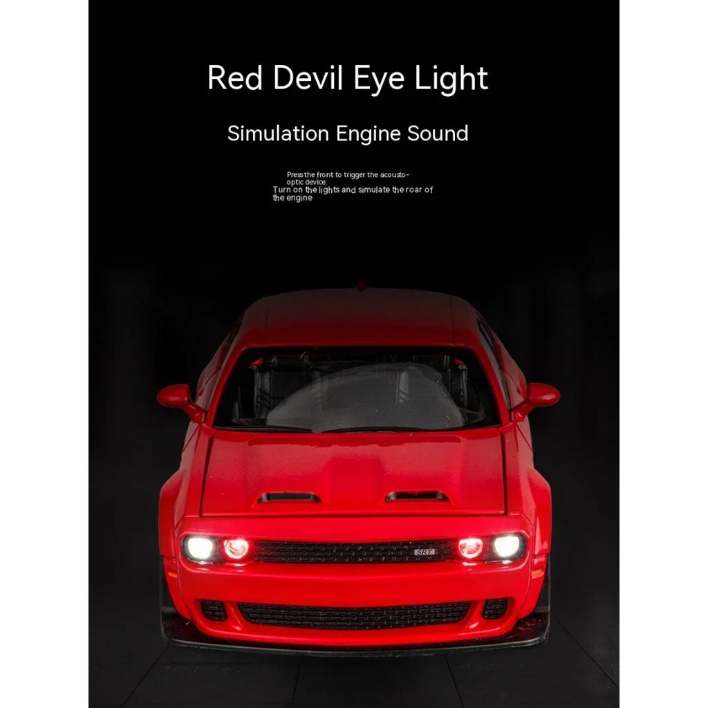 Игрушечная машинка Dodge Challenger Hellcat STR Red Eyes в масштабе 1/32, литые автомобили, декоративные модели машин с оттяжкой, со звуком и светом