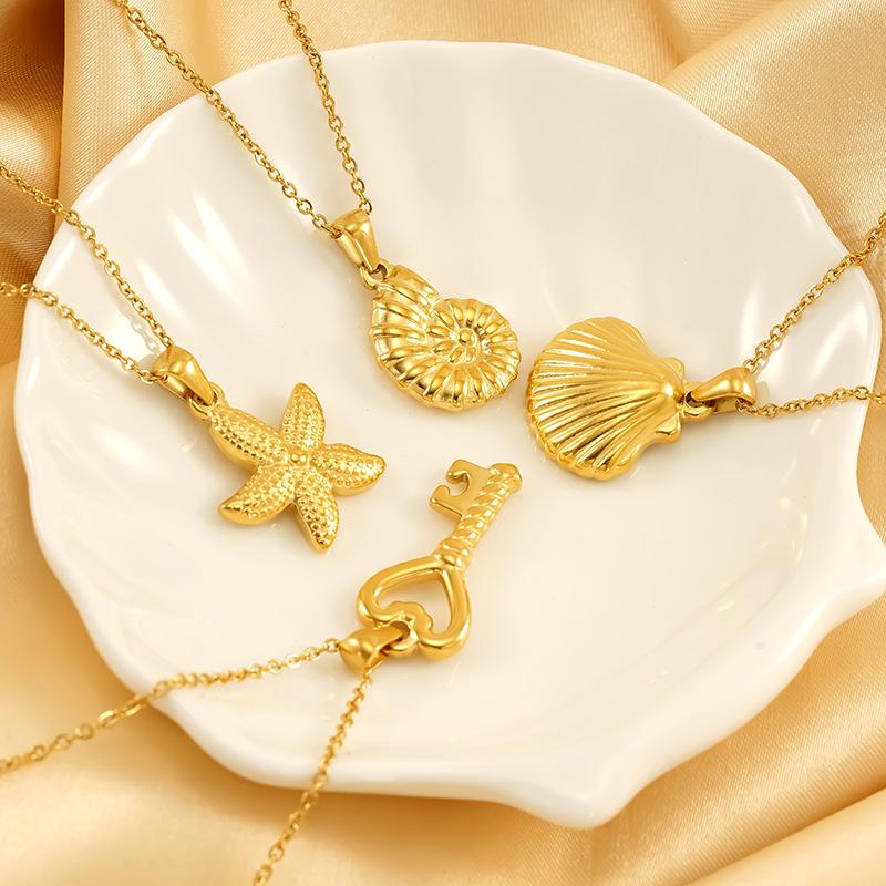 Simple Love Key Necklace Female Shell Starfish Necklace Trend Titanium Steel Collarbone Chain