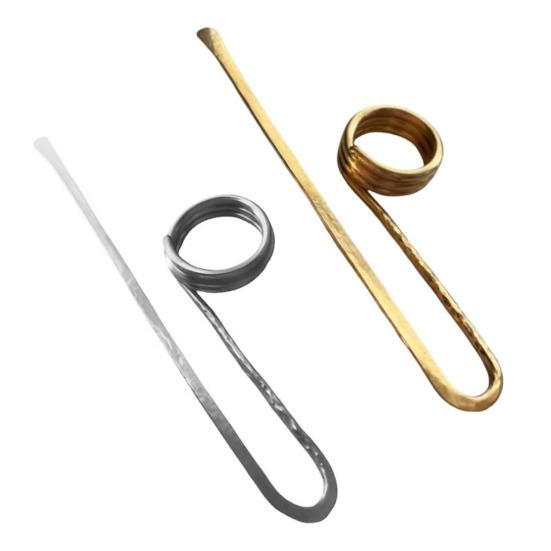 2 Pcs Copper Book Holder Ring Bookmark Metal Thumb Book Page Holder Finger Ring Book Opener Reading Accessory for Bookworms Book Lovers