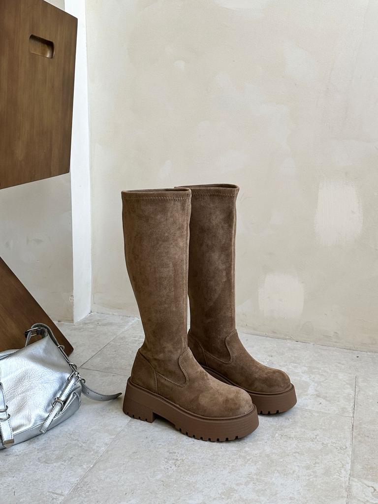 Модные ретро ботинки высокие рыцарские сапоги на толстой подошве женские 2025 новые тонкие до середины голени осенне-зимние сапоги