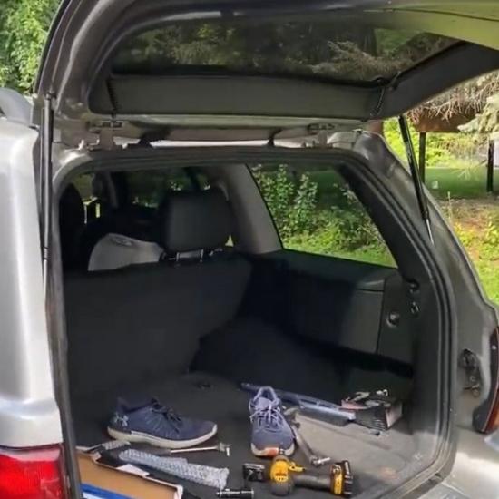 2 шт. Газовые амортизаторы задней двери багажника для Jeep Grand Cherokee