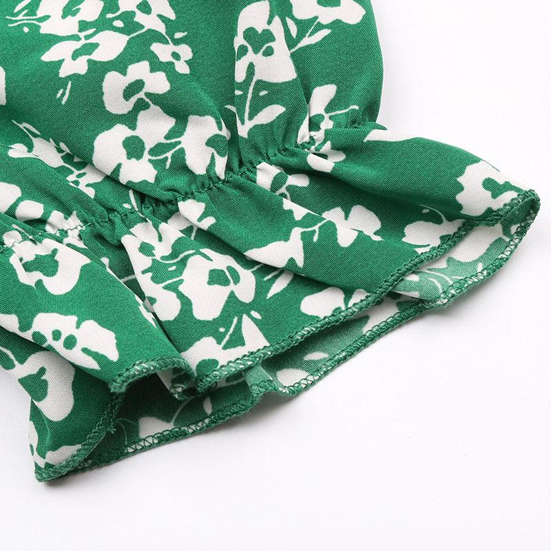 Женское летнее платье с коротким рукавом и круглым вырезом на шнуровке зеленого плиссированного цвета с принтом