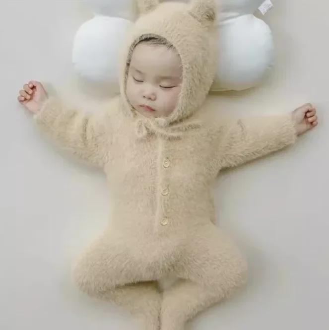 Детский комбинезон на осень и зиму: Очень милый комбинезон из искусственной норки с покрытием из медвежьих лапок для мальчиков и девочек