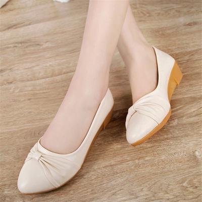 Модные белые туфли из мягкой кожи для женщин 3,5 см, туфли-лодочки для офиса, туфли-лодочки на танкетке среднего каблука, элегантные туфли с острым носком и складками Sale369