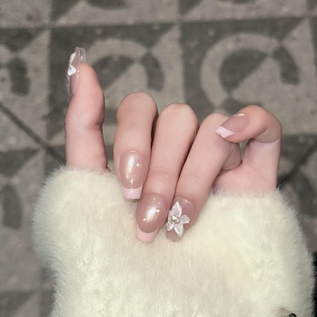 Hand-woven Armor High-end Pure French Light Bulb Cat Eye Fake Nail Patch Removable