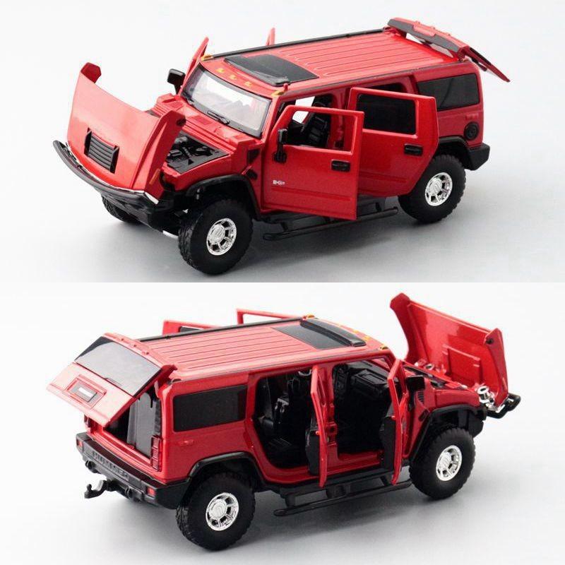 Металлическая модель внедорожника Hummer H2 со звуком и светом для коллекционеров