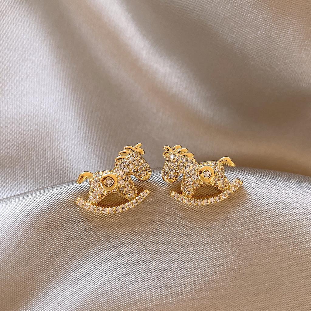 Позолоченные 18-каратным настоящим золотом новые китайские серьги-гвоздики с дизайном в виде ушек пони, персонализированные, ретро, женские
