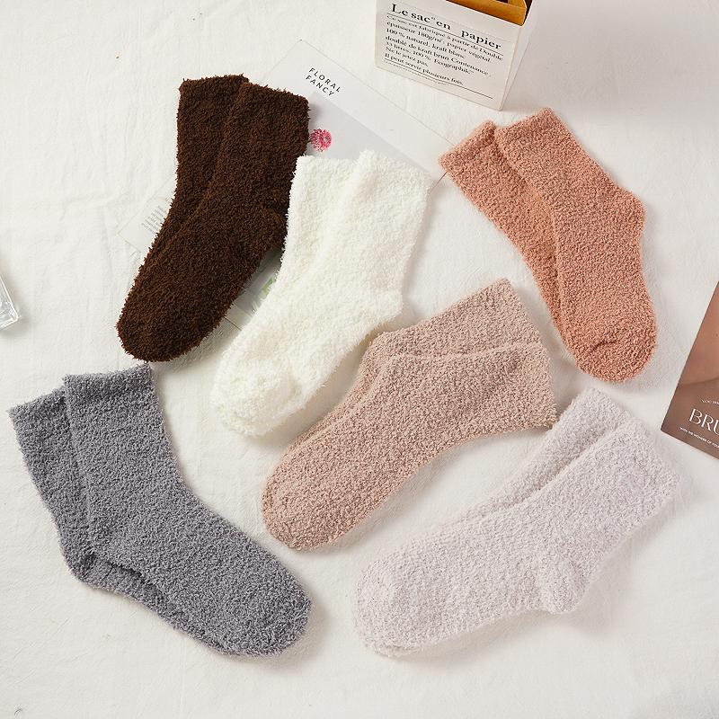 Coral Fleece Socks Fleece-lined Warm Sleep Socks Floor Socks Autumn and Winter Women's Mid-calf Socks Non-shedding