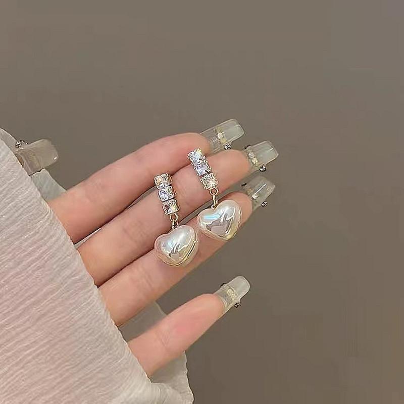 Серьги-гвоздики 'Серебряная игла' с цирконом и жемчугом, дизайн 'Любовь', высококачественные, нишевые, персонализированные, для женщин