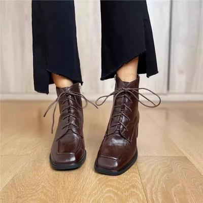 Британские кожаные ботинки Мартин на высоком каблуке на шнуровке женские 2025 осень и зима новые универсальные квадратный носок толстый каблук тонкие короткие ботинки