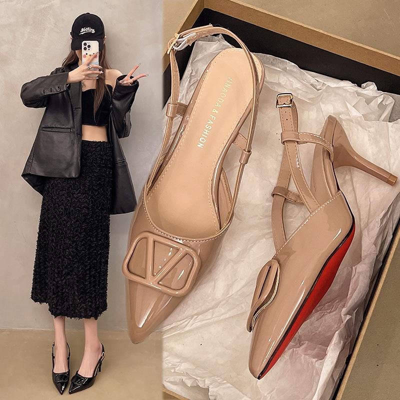 Новый летний темперамент высокие каблуки французский тонкий каблук острый носок одно слово красивая сумка голова сандалии телесные женские туфли