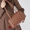 Medium Old Bag Women's Niche Design Handbag Large Capacity Cowhide One Shoulder Underarm Bag Cowhide Commuter Bowling Bag