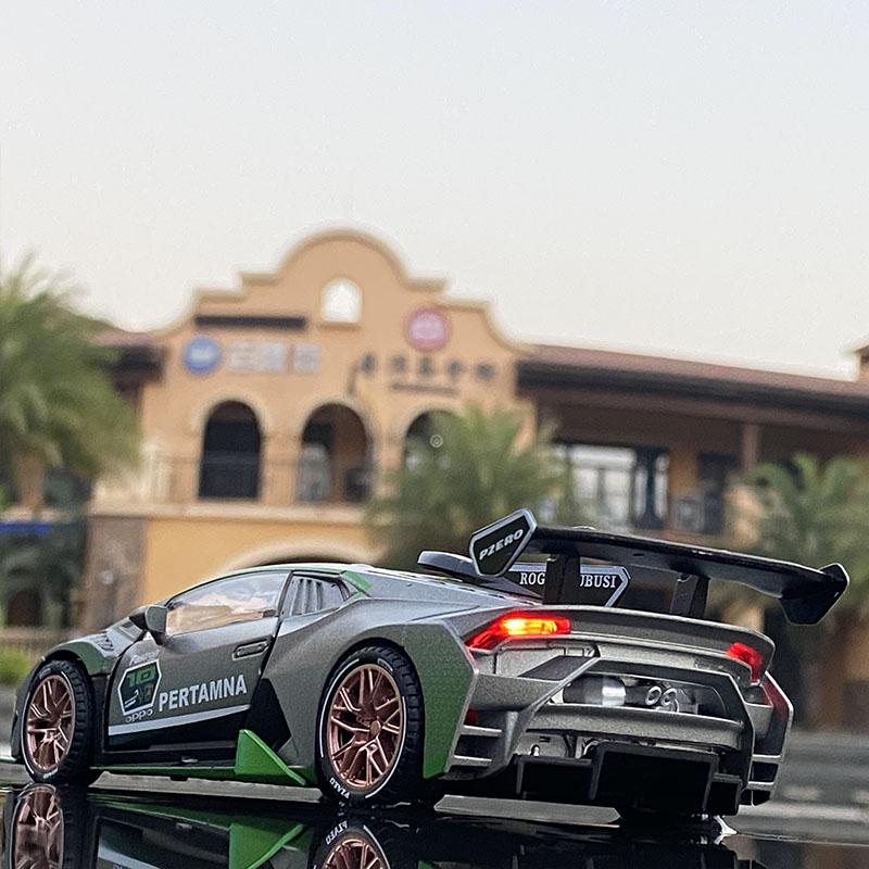 Масштаб 1/32 Lambo Huracan ST EVO, литая под давлением модель автомобиля, игрушечный автомобиль с откатным механизмом, звуком и светом для детей, коллекция подарков для мальчиков и девочек