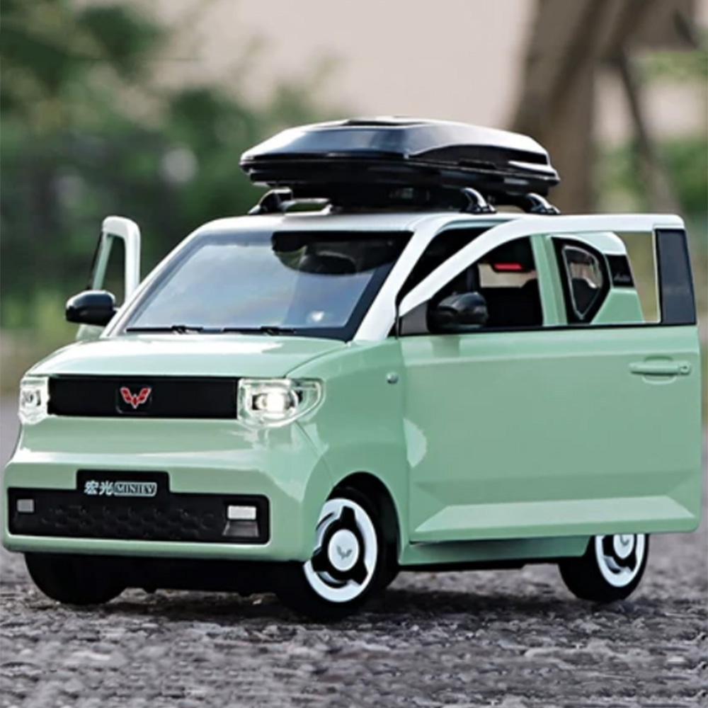 1:24 Игрушечная машина WuLing HongGuang Mini EV Модели Сплав Литье под давлением Звук Свет Откатная Дверь Открывается Резиновые Шины Украшение Автомобиль Подарки