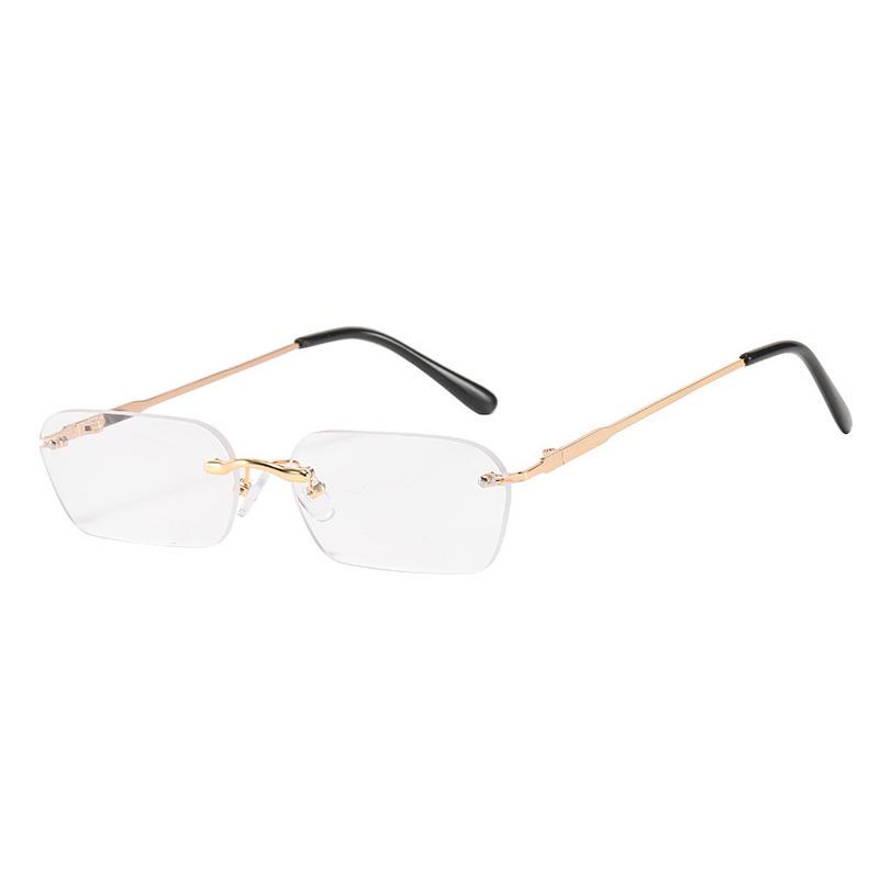 Женские солнцезащитные очки в винтажном стиле