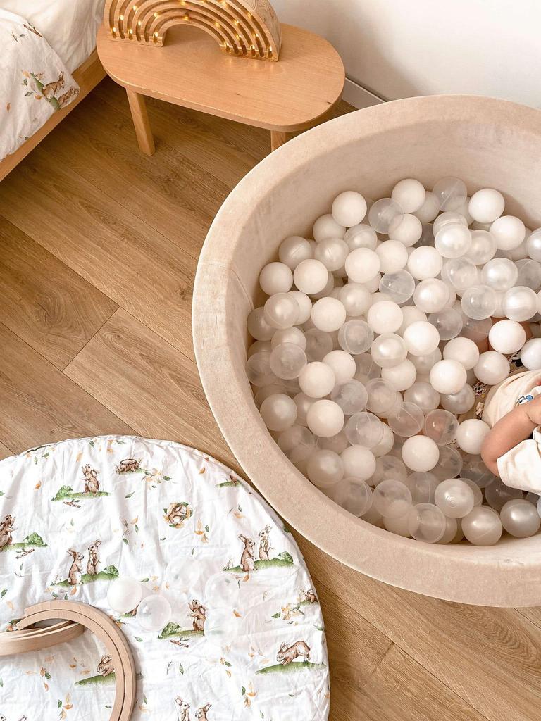 Foam playground with hill and pool micro Velvet soft beige + 100 balls: rose gold, light gold, pearl