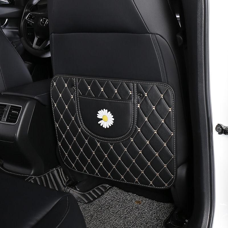 Защитник спинки детского автокресла: Креативная мультяшная защита от пинков и царапин