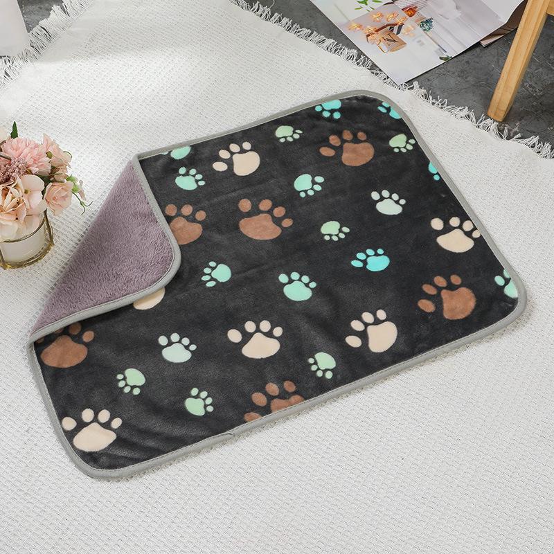 «Водонепроницаемое фланелевое одеяло для домашних животных — толстое одеяло для собак и кошек, идеально подходит для использования на диване и коврике»