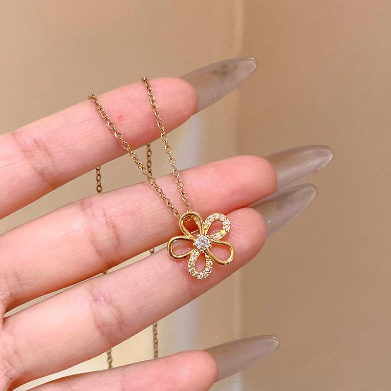 Stainless Steel Zircon Flower Necklace for Women Luxury Rhinestone Exquisite Elegent Sweet Clavicle Chain Y2K Jewelry No Fading
