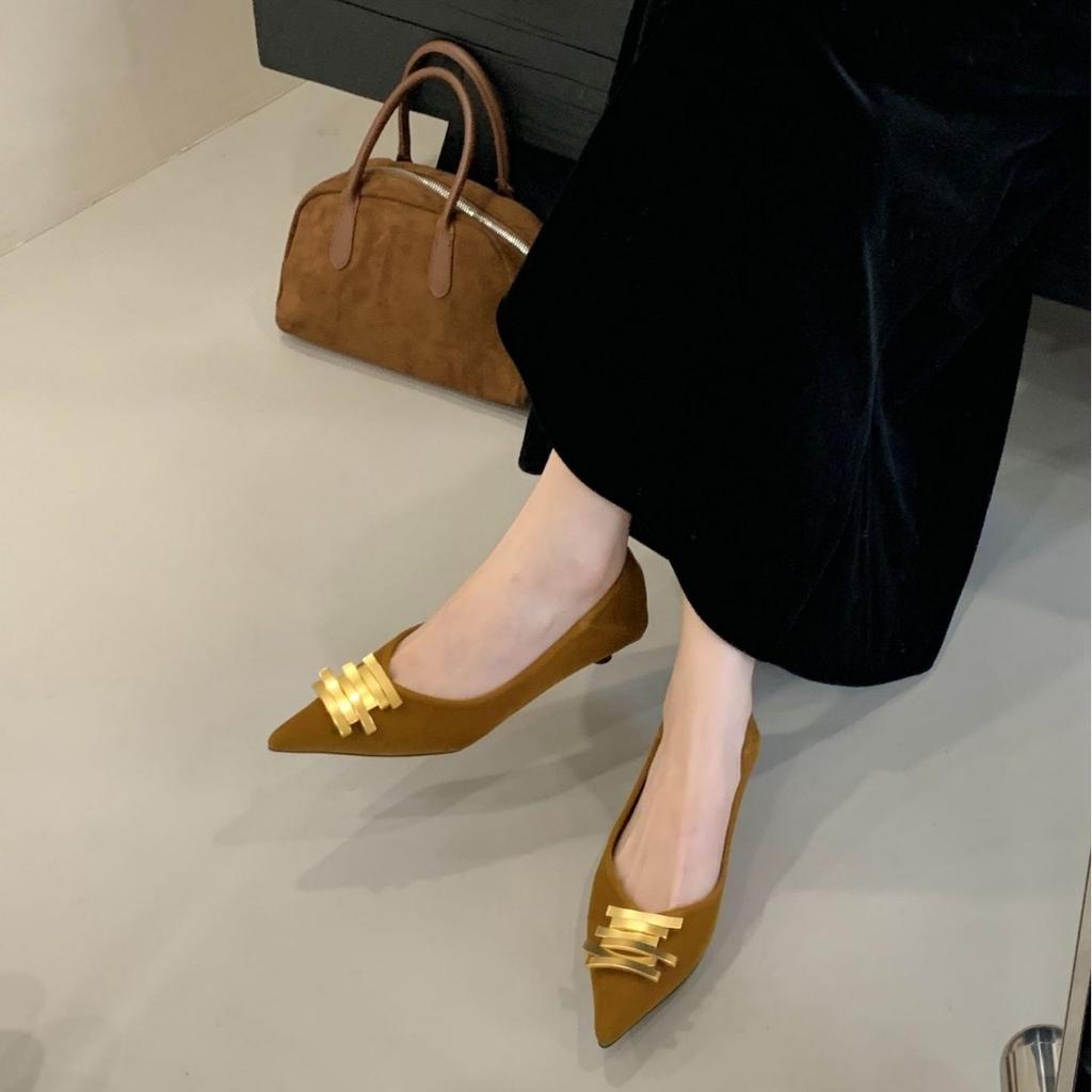 2025 New Pointed Dwarf Cat with Shallow Mouth Metal Buckle Versatile Professional Commuter Work Women's Single Shoes