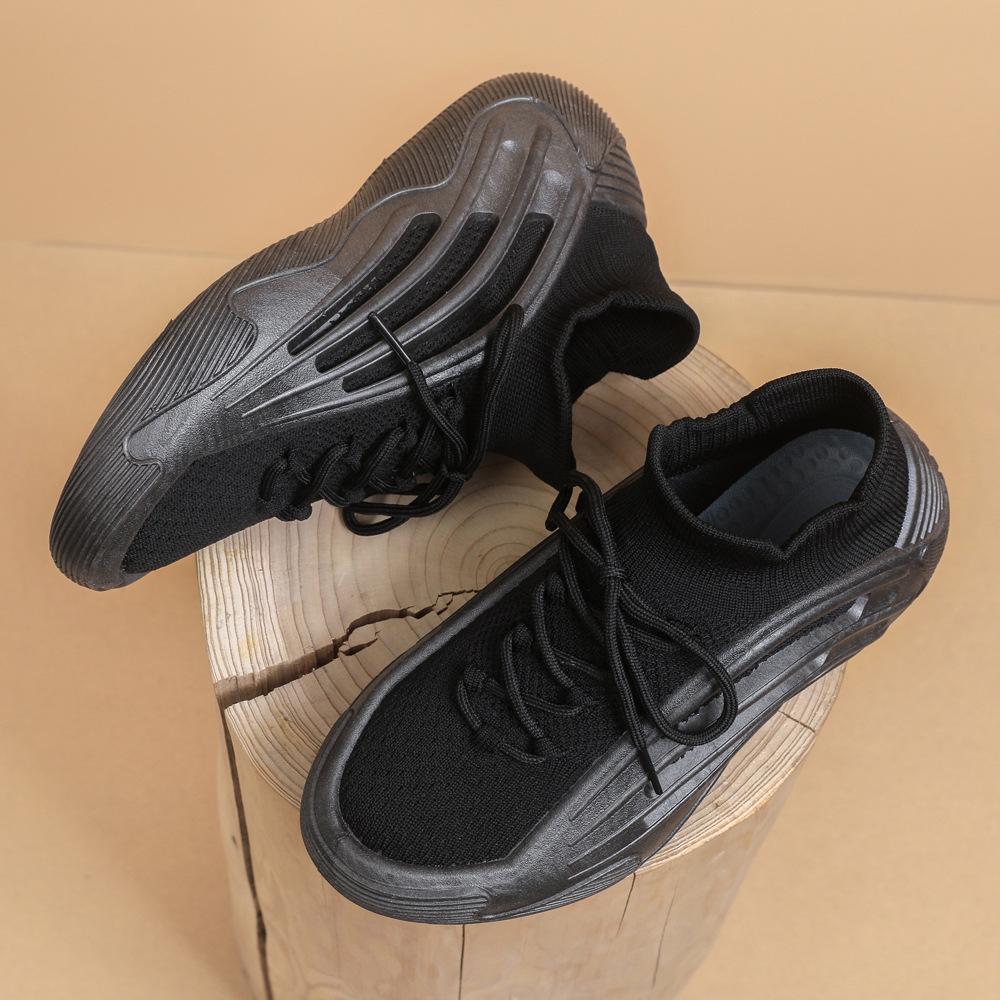 2025 новые весенне-летние дышащие спортивные кроссовки из летучего трикотажа женские удобные на плоской подошве с мягкой подошвой повседневные универсальные эластичные носки-обувь