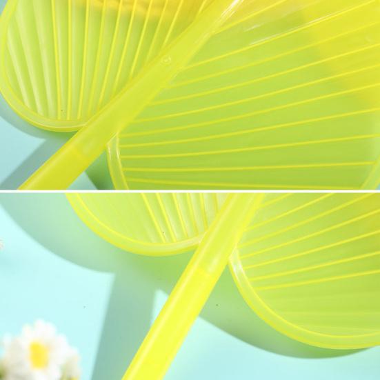 Fan Plastic Hand Shake Fan Chinese Vintage Banana Leaf Shape Summer Cooling