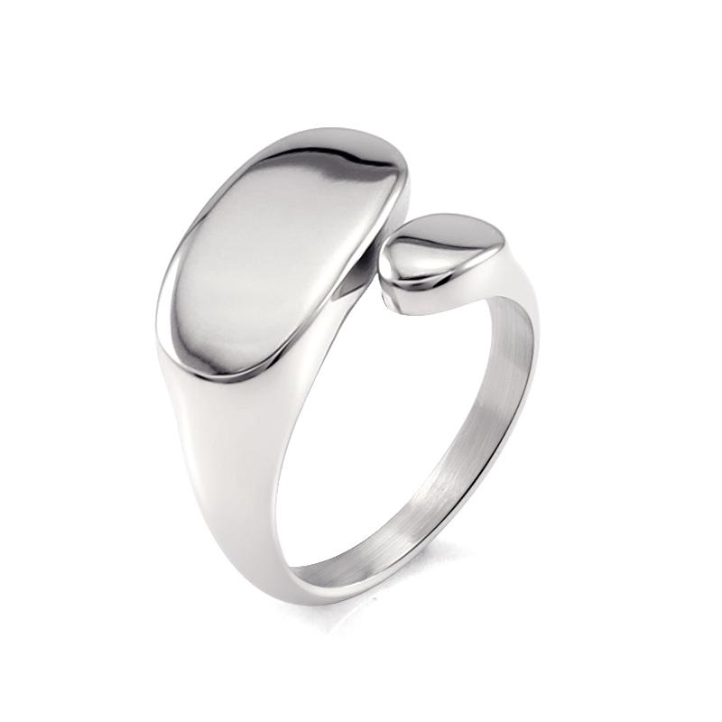 Women's Simple Stainless Steel Shiny Crooked Crisscrossed High Polish Geometric Punk Opening Ring Fashion Lady Jewelry