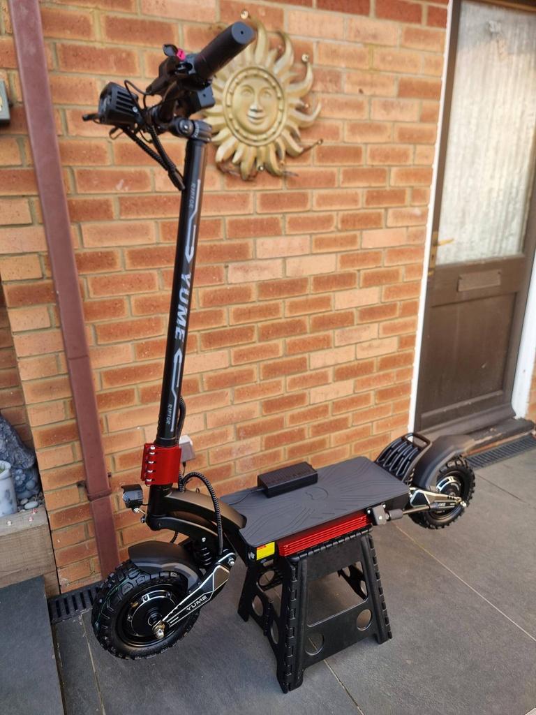 YUME Raptor Electric Scooter 60V30AH 6000W Dual Motor 11Inch Off-road Tires Max Speed 80KM/H For Adult E-Scooter With Bluetooth