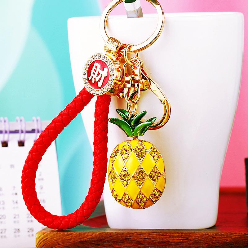 Pineapple Pendant Sparkling Rhinestones Inlaid Three-Dimensional Fruit Design Lightweight Car Bag Accessory Bag Charm
