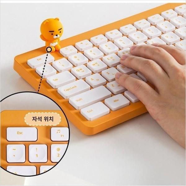 Kakao Friends Набор беспроводной клавиатуры и мыши Chunsik Ryan, набор Chunsik, набор Lion
