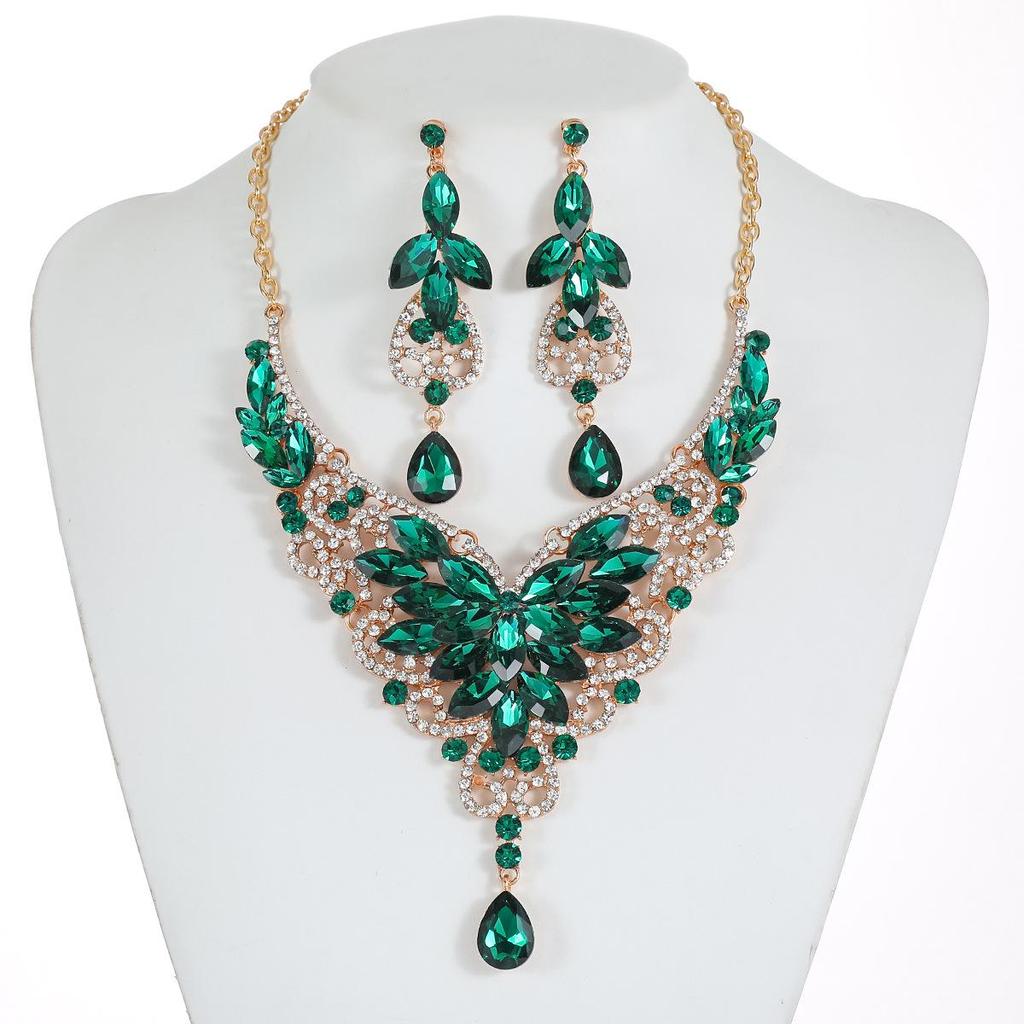 Преувеличенный ретро набор ожерелий с кристаллами и драгоценными камнями - Европейские и американские украшения для женщин