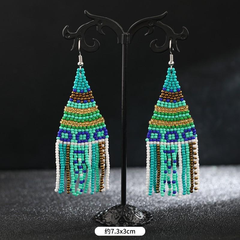 Длинные серьги с кисточками из рисовых бусин ручной работы, богемная ниша в стиле ретро, ​​персонализированные и стильные серьги для отдыха.