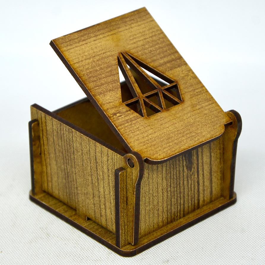 Подарочная коробка