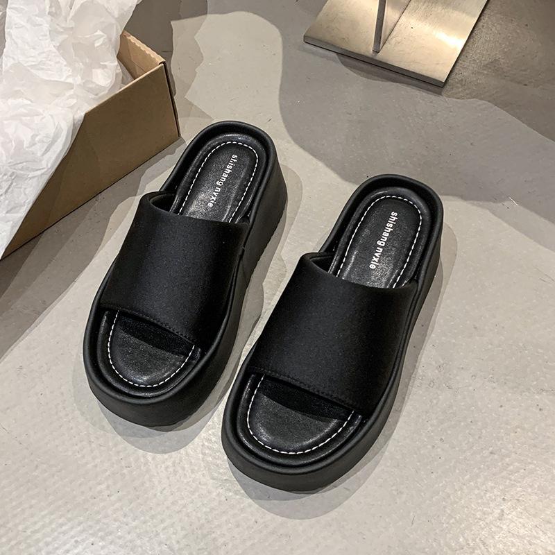 One Word Red Heightening New Women's Shoes 2025 Platform Slippers Women's Summer Leisure Subnet Outer Shoes Sandals