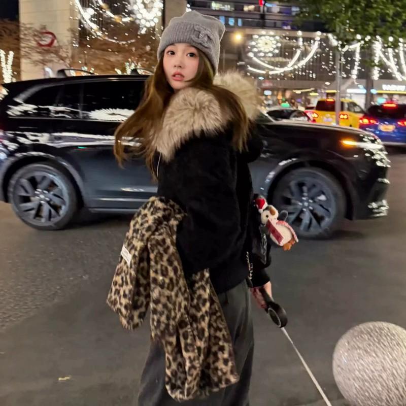 Womens Thick Fleece-Lined Cotton Puffer Jacket With Detachable Faux Fur Collar Short Winter Coat 2026