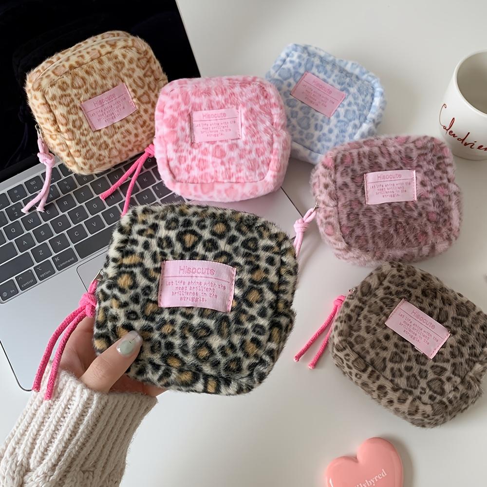 1Pc Leopard Print Plush Makeup Bag, Winter Warm Mini Square Makeup Bag, Lipstick Case, Cosmetic Storage Bag, Multifunctional Design, Suitable