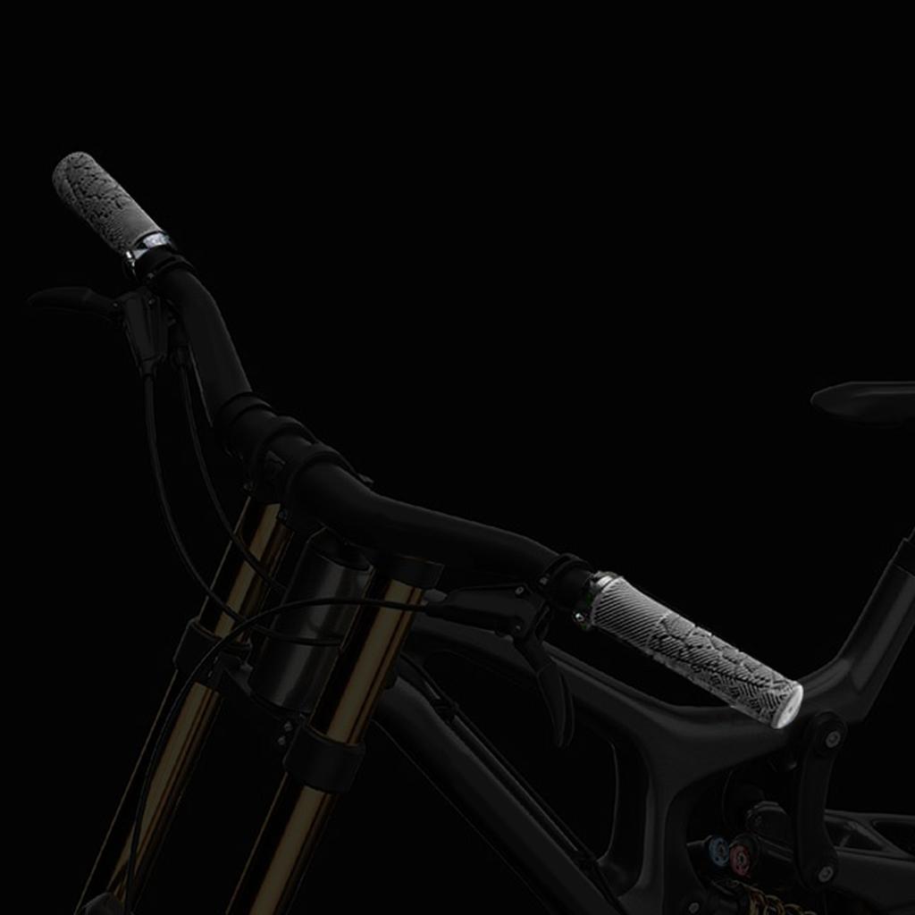 Bike Handlebar Grips Single Lock Non Slip Fits 22.2mm Handle for Mountain Commuter Folding Bikes Black