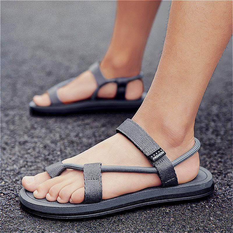 Fashion Design Men's Sandals Trendy Flip Flops Dual Use Flat Slippers Summer Beach Walking Wading Shoes for Men Sandalias Hombre