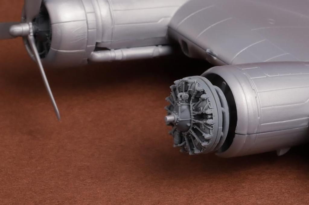 SBS Model Набор двигателей Пластиковые детали для модели SBM72089 1/72 B-17F/G (для Ревелла) (Самолет)