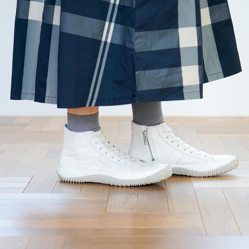 Кроссовки цвета слоновой кости размера SS для мужчин и женщин [Spingle] SP-443 (23.5cm)