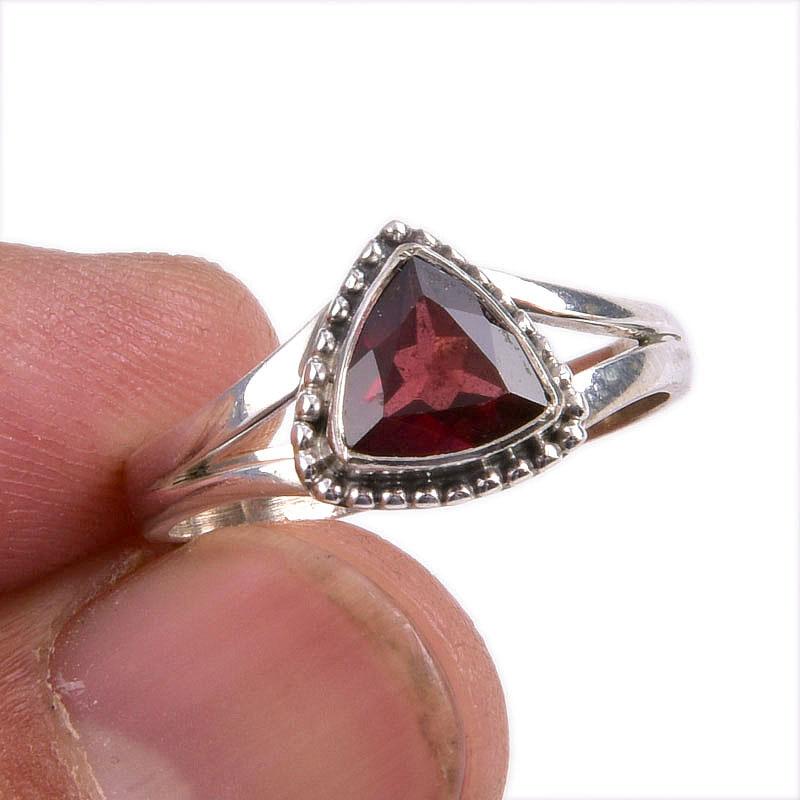 Ювелирное кольцо из стерлингового серебра 925 пробы с натуральным гранатом, размер 7,5 i2A65