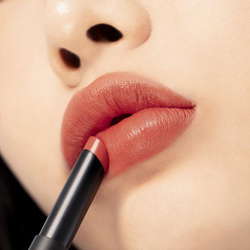 Mac Губная помада-карандаш Powder Kiss Velvet Blur Slim Stick