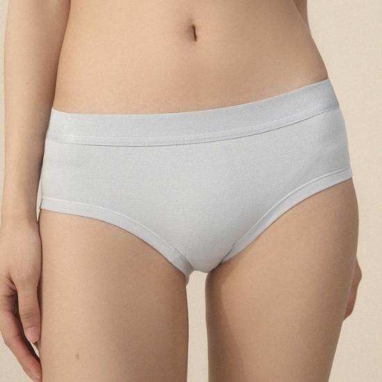 Выберите 1 из 5 видов трусиков Eau Claire Lea (СМ/МЛ)