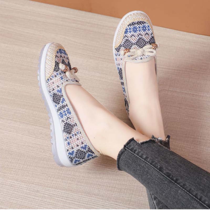 Летние туфли из полой сетки, старые пекинские туфли из ткани, женская мода, повседневная обувь на мягкой подошве, средний размер