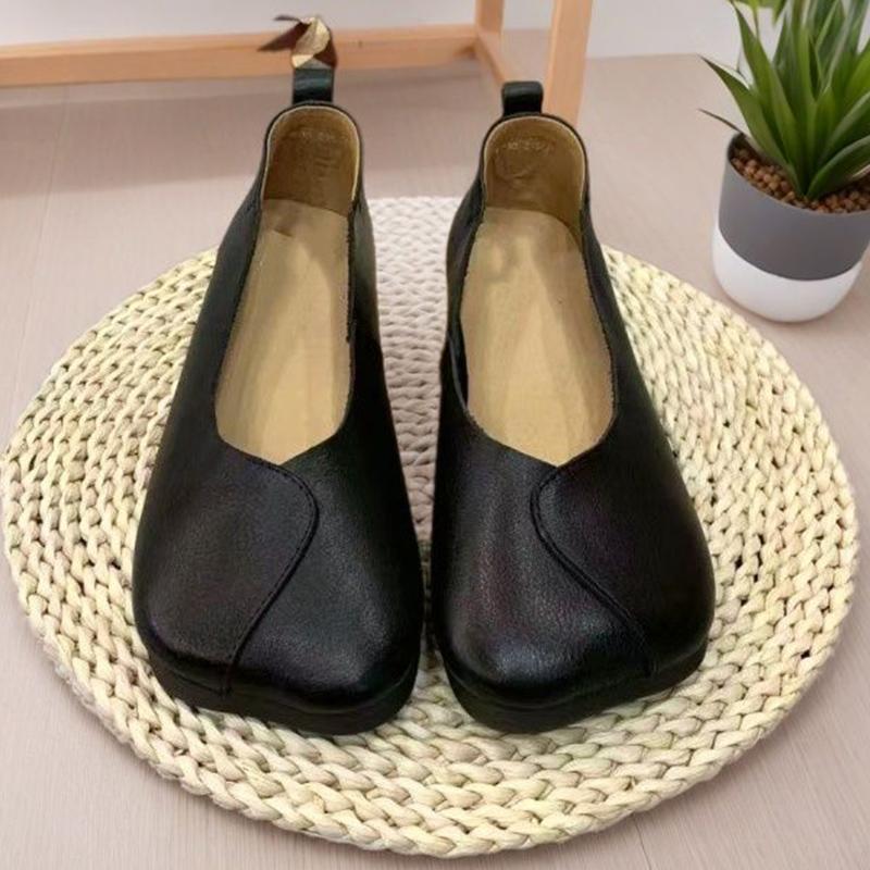 Кожаные туфли на плоской подошве женские лоферы с квадратным носком повседневная обувь 2025 года трендовые мягкие удобные зимние дизайнерские женские туфли
