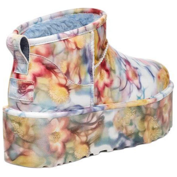 UGG Классические ультрамини-ботинки на платформе Collina Strada светло-голубые цветочные унисекс-кеды 1170171-LLF